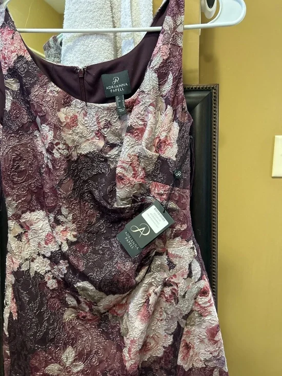 Beautiful party wear long dress - Picture 6 of 7